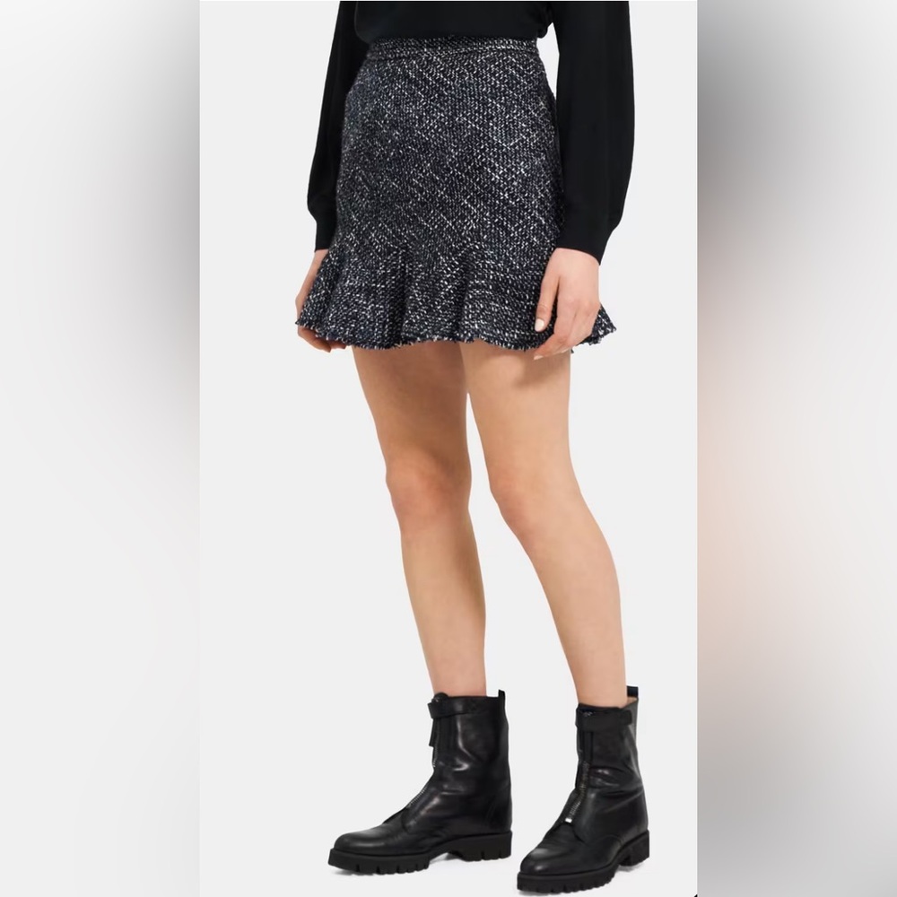 Theory Diagonal Mini Skirt in Wool-Blend Tweed